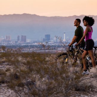 couple on mountain biking trail